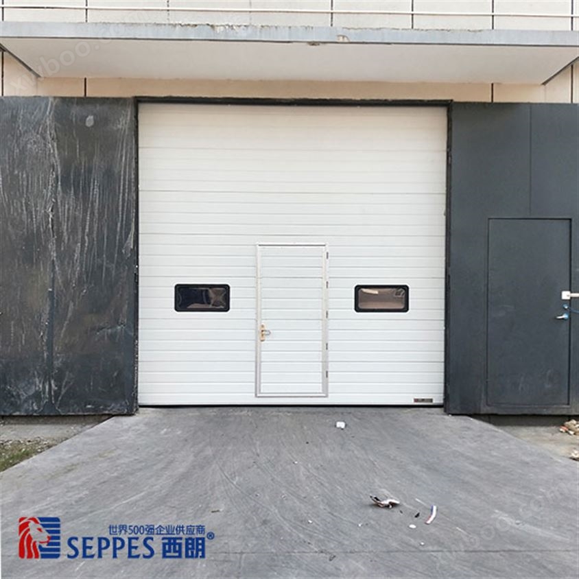 上海装卸货码头厂房外部能开小门的工业提升门